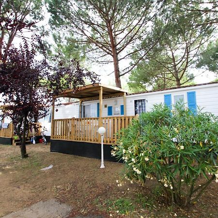 ברדולינו Happy Camp Mobile Homes In Camping Cisano San Vito מראה חיצוני תמונה