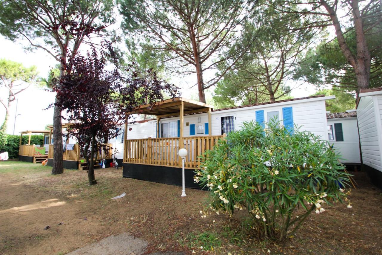 ברדולינו Happy Camp Mobile Homes In Camping Cisano San Vito מראה חיצוני תמונה